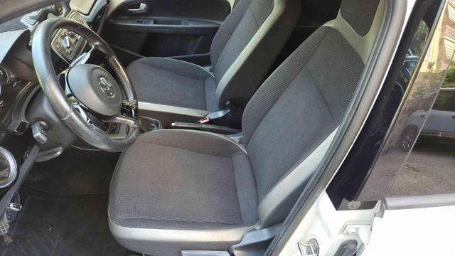 VOLKSWAGEN up! usata, con Cerchi in lega