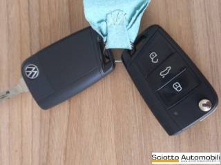 VOLKSWAGEN T-Roc usata, con Specchietti laterali elettrici