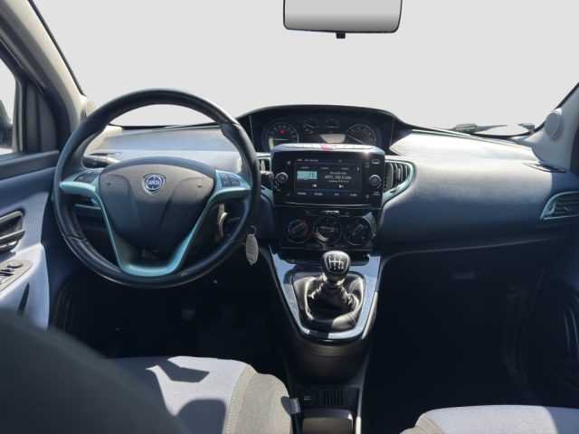 LANCIA Ypsilon usata 10