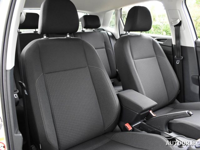 VOLKSWAGEN Polo usata, con Autoradio