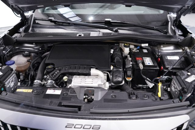 PEUGEOT 2008 usata, con Specchietti laterali elettrici