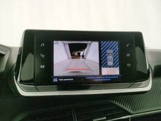 PEUGEOT 2008 usata, con Volante in pelle