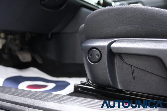 NISSAN Qashqai usata, con Vetri oscurati