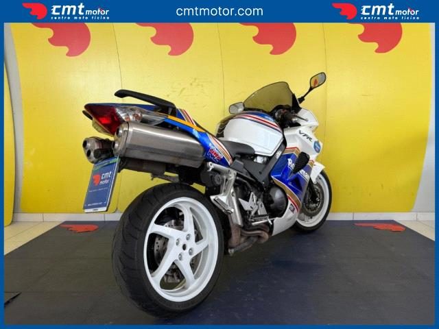 HONDA VFR 800 usata 4