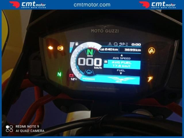 MOTO GUZZI V85 TT usata 4