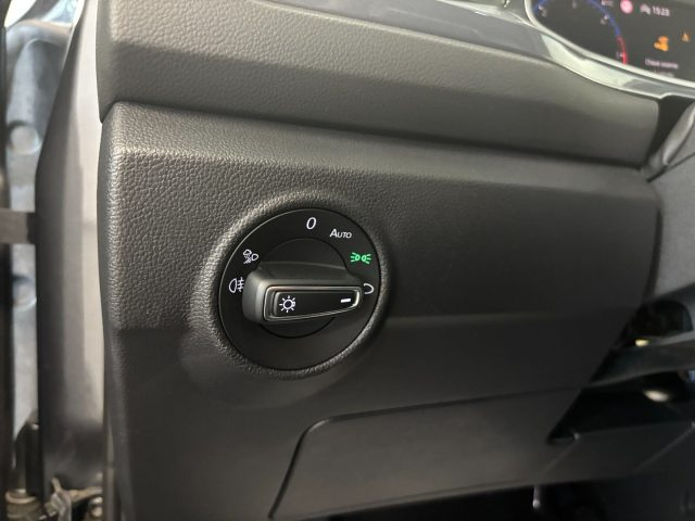 VOLKSWAGEN T-Roc usata, con Touch screen