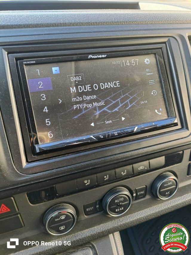 VOLKSWAGEN Caravelle usata, con Chiusura centralizzata