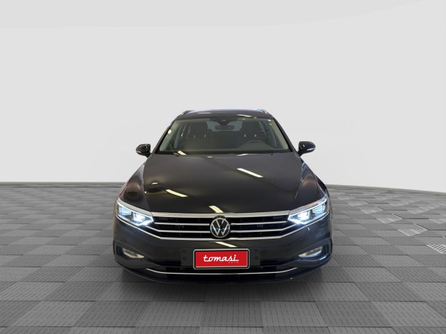 VOLKSWAGEN Passat usata 7