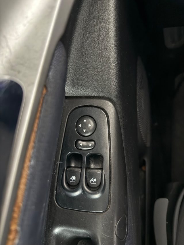 LANCIA Ypsilon usata 14