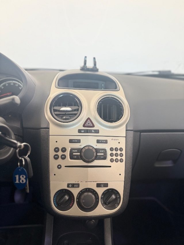 OPEL Corsa usata 15