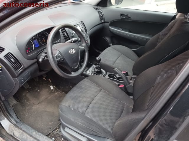 HYUNDAI i30 usata 2