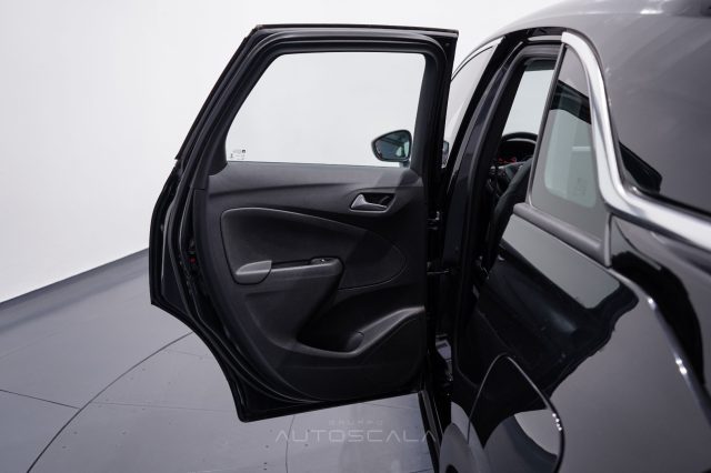 OPEL Crossland usata, con Apple CarPlay