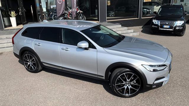 VOLVO V90 Cross Country usata, con Chiusura centralizzata telecomandata