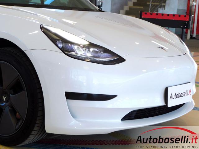 TESLA Model 3 usata, con Autoradio digitale