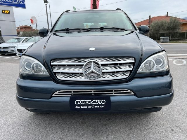 MERCEDES-BENZ ML 270 usata, con Airbag