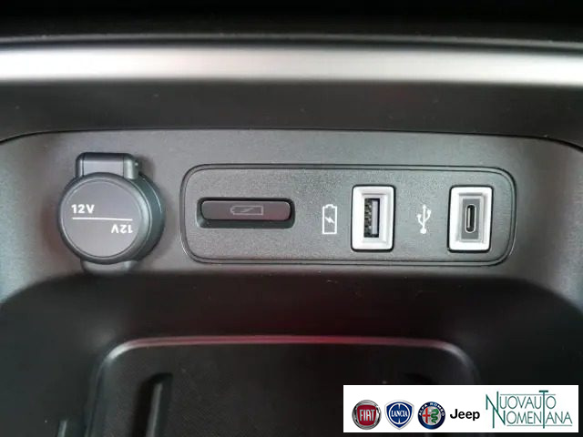 JEEP Avenger usata, con Bluetooth