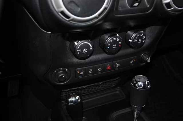 JEEP Wrangler usata 18