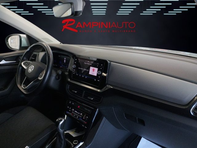 VOLKSWAGEN T-Cross usata 18