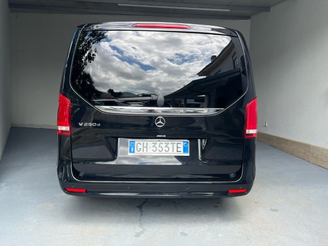 MERCEDES-BENZ V 250 usata, con Cerchi in lega