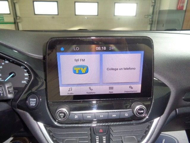 FORD Fiesta usata, con USB