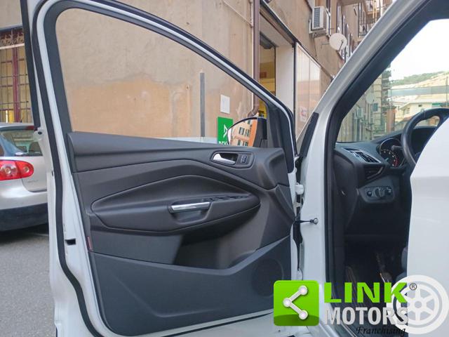 FORD Kuga usata, con Sedili sportivi