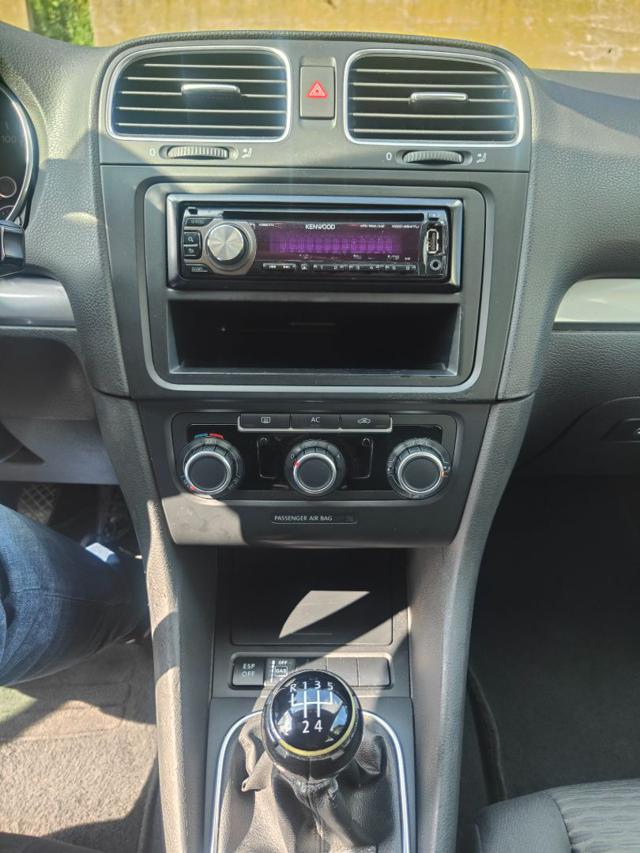 VOLKSWAGEN Golf usata, con Airbag testa