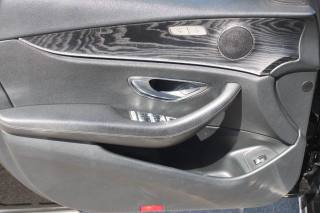 MERCEDES-BENZ E 220 usata, con Controllo trazione