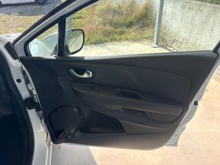 RENAULT Clio usata, con Specchietti laterali elettrici