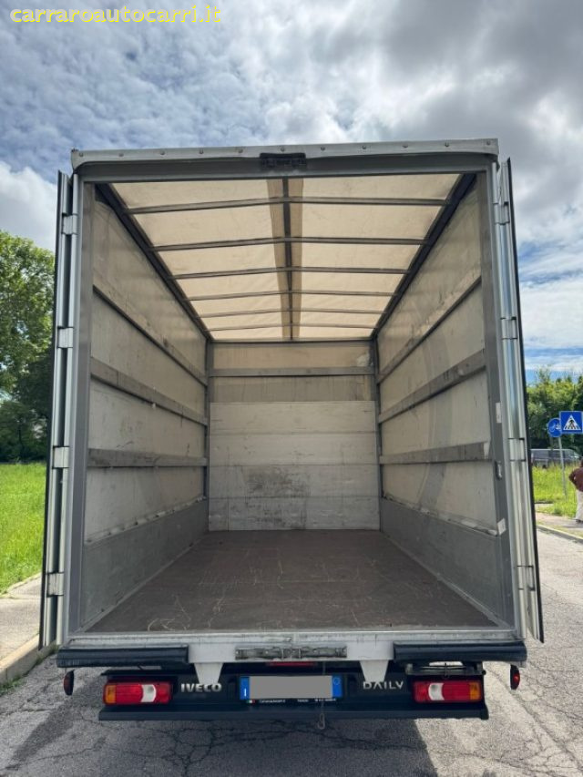 IVECO Daily usata, con Bracciolo