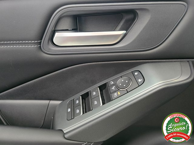 NISSAN Qashqai usata, con Park Distance Control