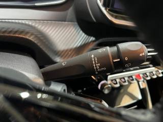 PEUGEOT 208 usata, con Touch screen