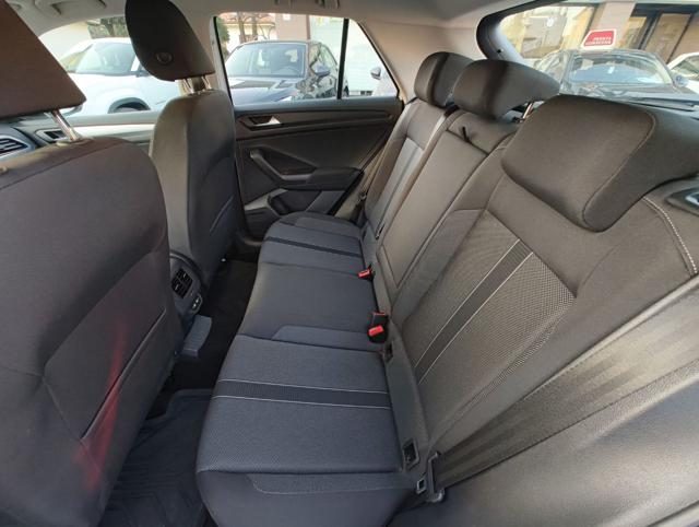 VOLKSWAGEN T-Roc usata, con Autoradio