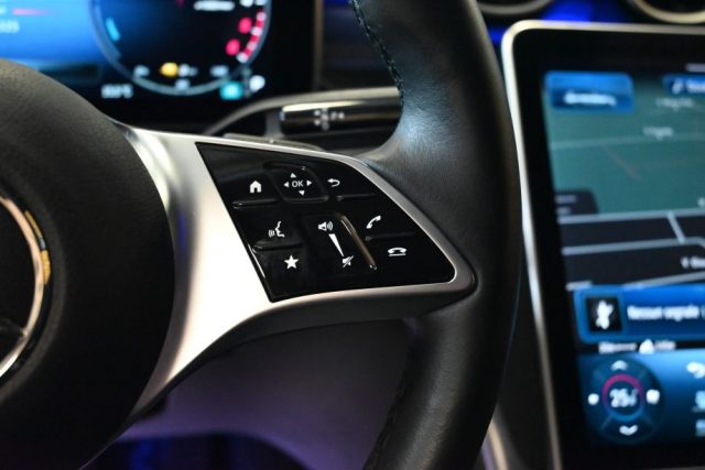 MERCEDES-BENZ C 300 usata 47