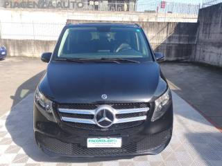 MERCEDES-BENZ V 220 usata, con Airbag