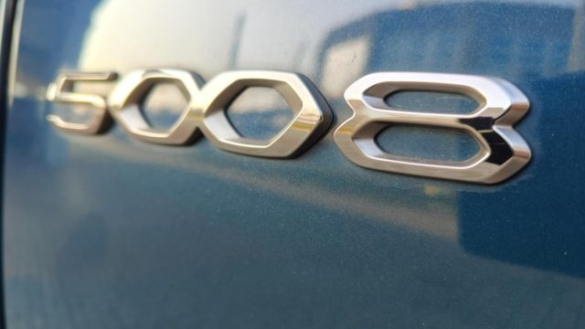 PEUGEOT 5008 usata, con Climatizzatore