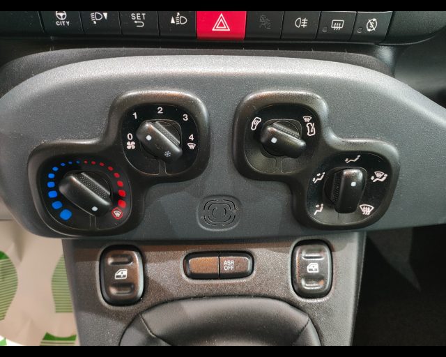 FIAT New Panda usata, con Autoradio digitale