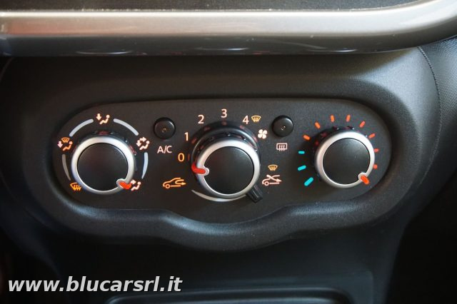 RENAULT Twingo usata 17