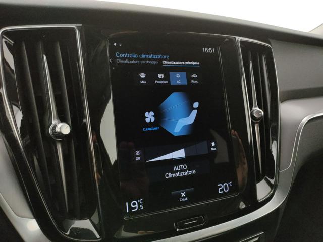 VOLVO V60 usata, con Touch screen