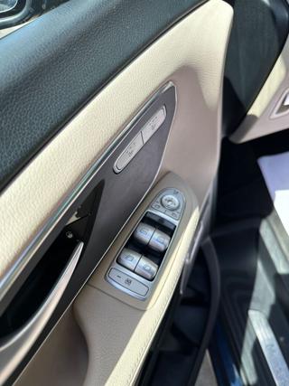 MERCEDES-BENZ V 250 usata, con Alzacristalli elettrici