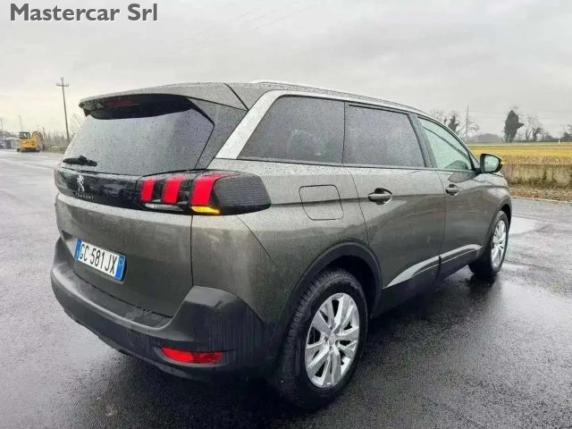 PEUGEOT 5008 usata, con Alzacristalli elettrici