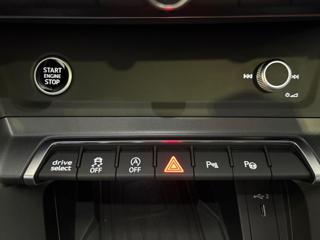 AUDI Q3 usata, con Portellone posteriore elettrico