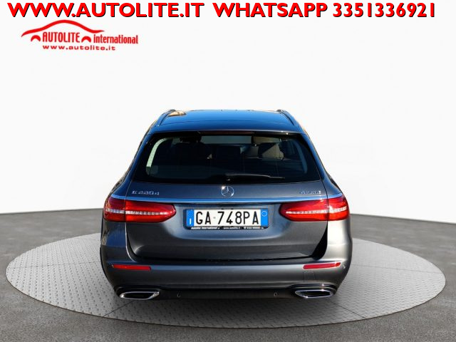 MERCEDES-BENZ E 220 usata, con Autoradio