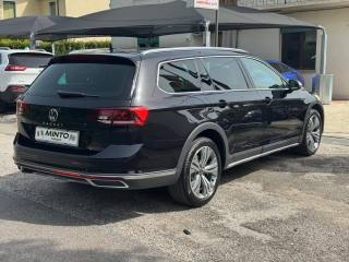 VOLKSWAGEN Passat Alltrack usata, con Airbag laterali