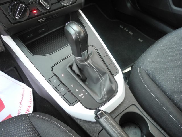 SEAT Arona usata, con Luci diurne