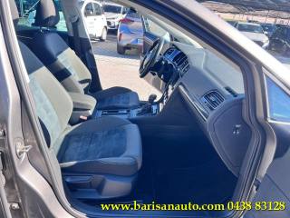 VOLKSWAGEN Golf usata, con Autoradio