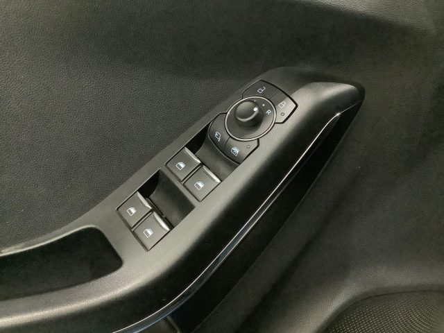 FORD Puma usata, con Specchietti laterali elettrici