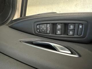 RENAULT Scenic usata, con Servosterzo
