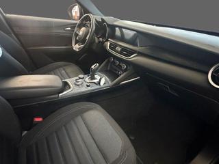 ALFA ROMEO Stelvio usata, con Airbag