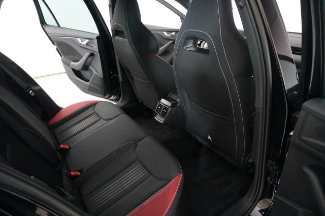 SKODA Kamiq usata, con Controllo automatico clima