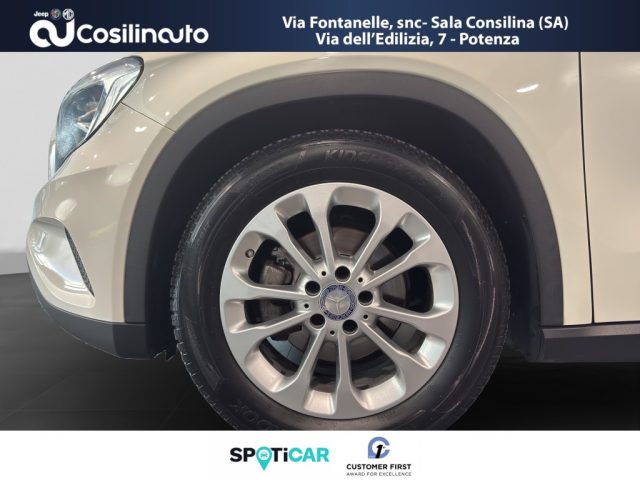 MERCEDES-BENZ GLA 180 usata, con Volante multifunzione